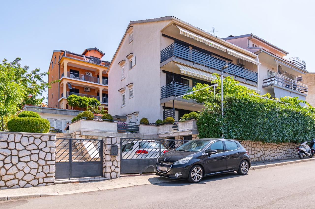 Apartment 5494a Crikvenica